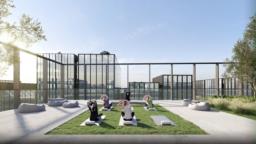 Area yoga sulla terrazza verde